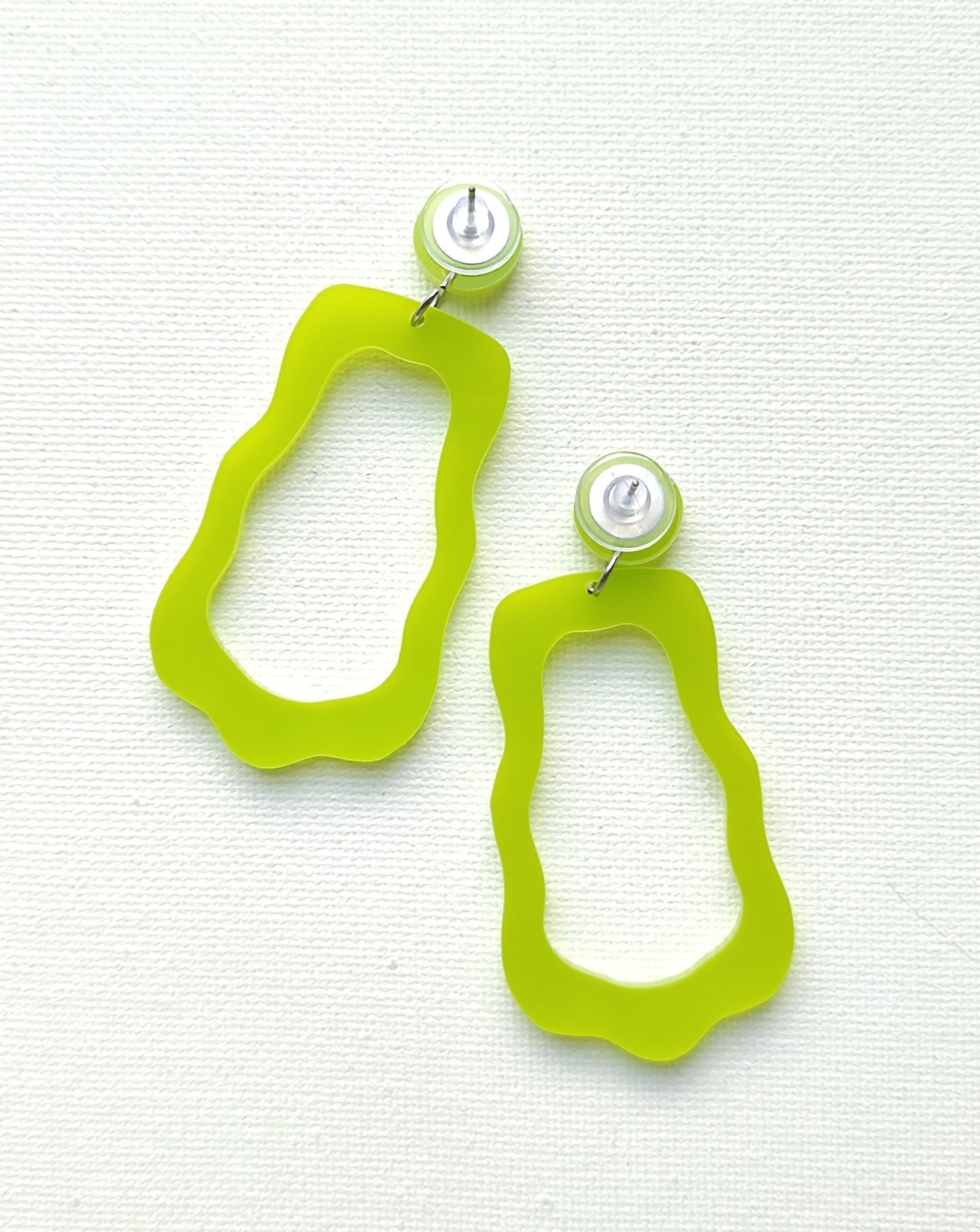 Lime SNOWY earrings